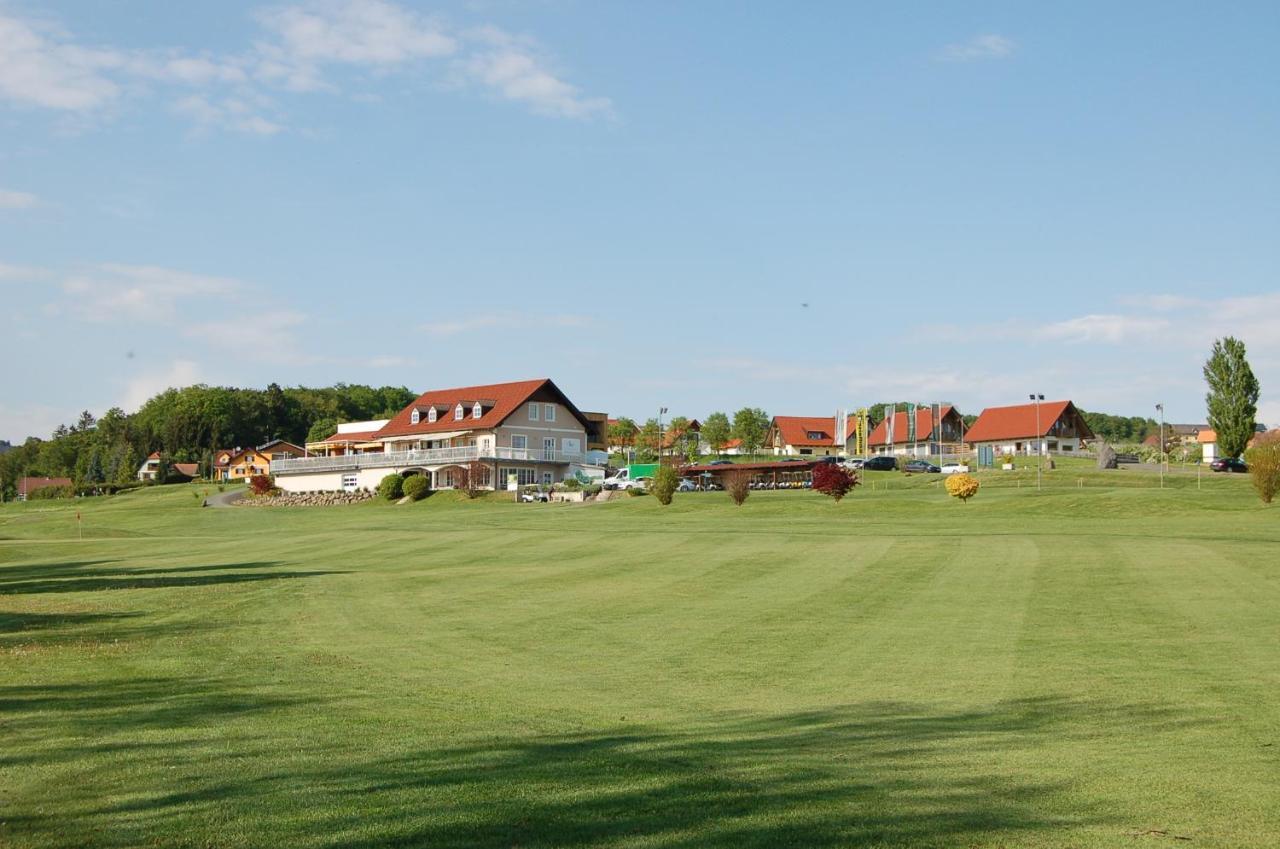 Golf Resort Kloech Екстер'єр фото